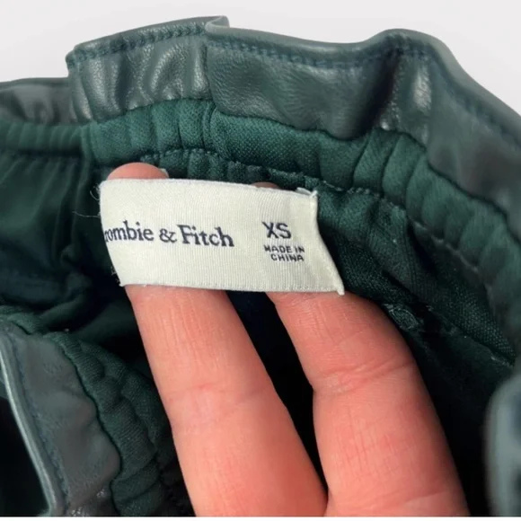 Abercrombie & Fitch Faux Leather Joggers - Picture 5 of 6